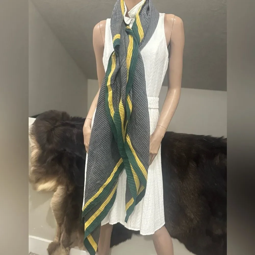 Oversized Handmade Boho Style Colorblock Shawl/Wrap With Pleated Textured